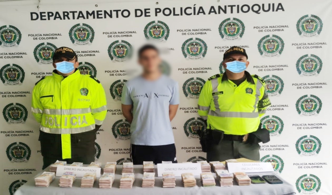 Photoshop en foto de una captura de la Policía desata memes