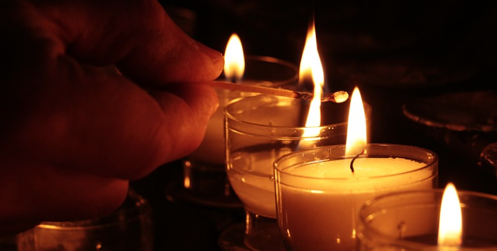 Alcaldía de Bogotá prepara concierto en el parque de los Hippies y show de luces en el Simón Bolívar para celebrar el día de las velitas