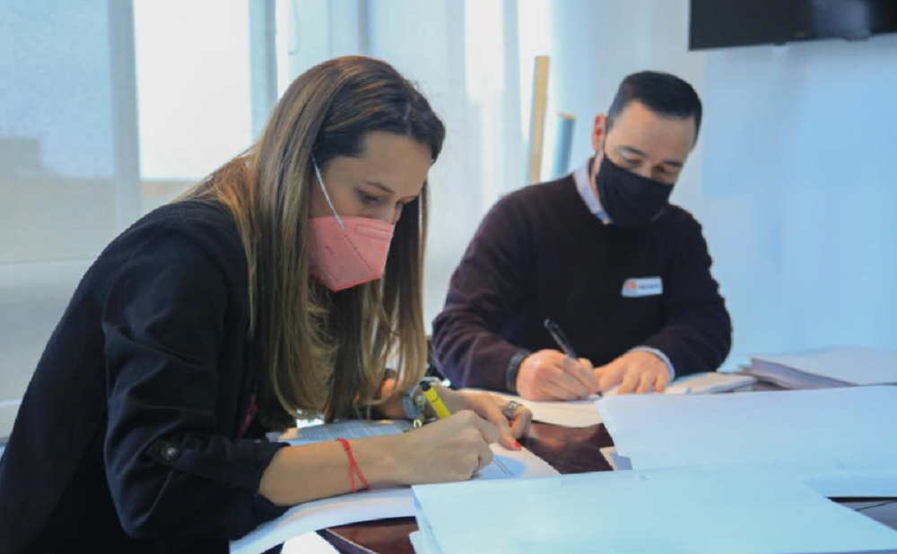 Firma del contrato de la ALO Sur