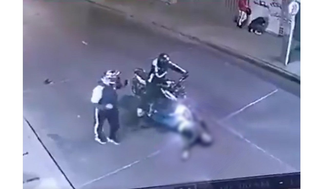 Motociclista huyó luego de atropellar a peatón.jpg