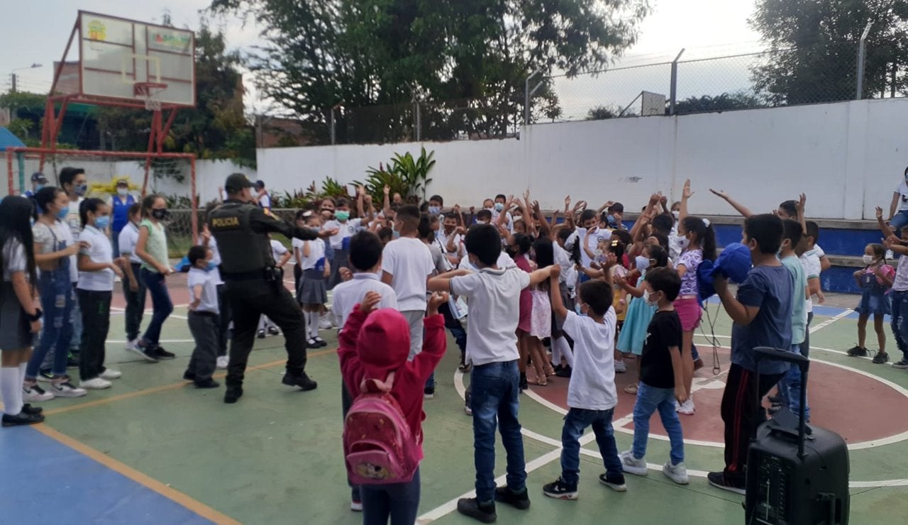 Programa de infancia y adolescencia ‘ABRE TUS OJOS'