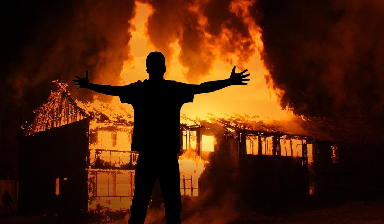 Veladora provocó la muerte de una familia