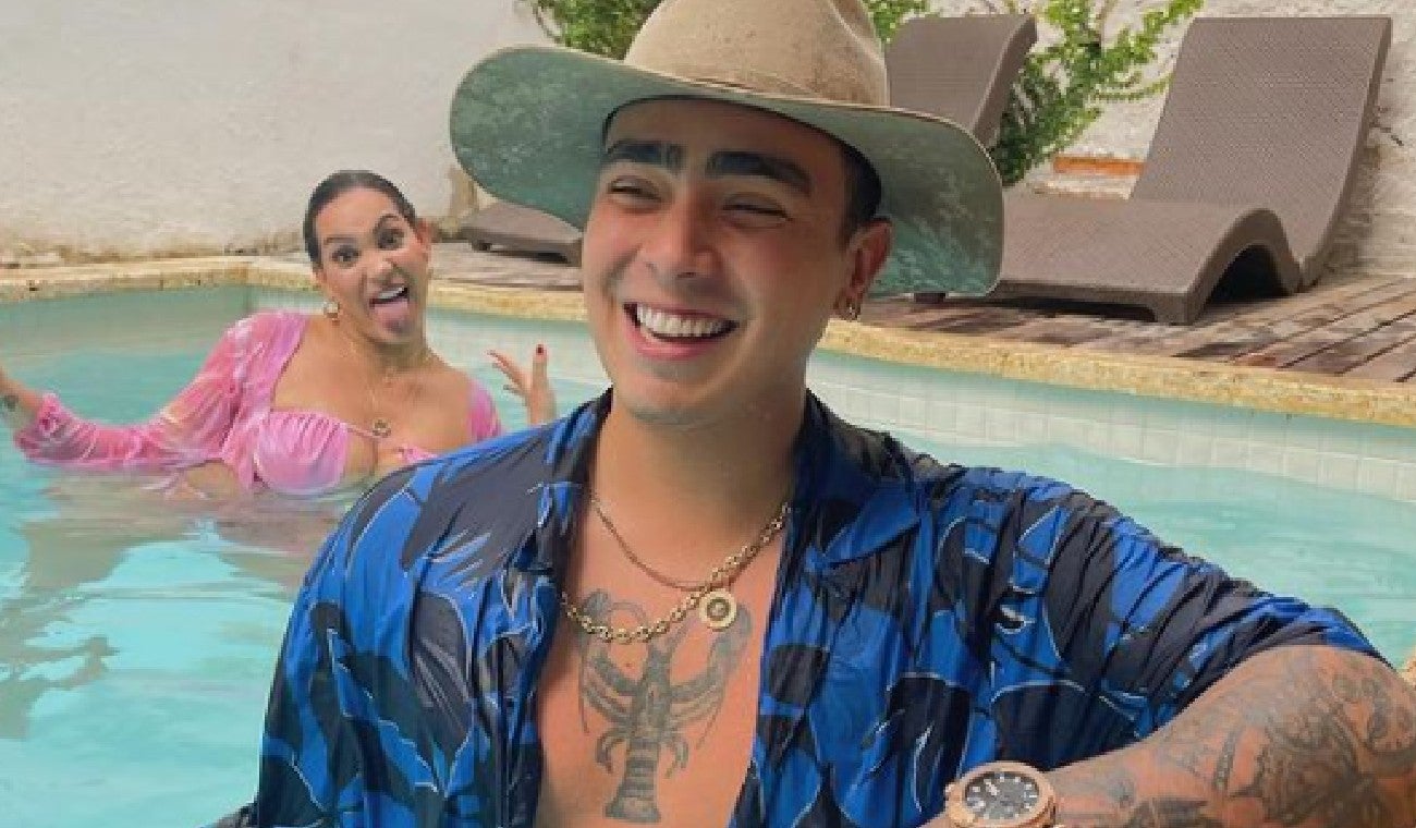 Andrea Valdiri y Felipe Saruma