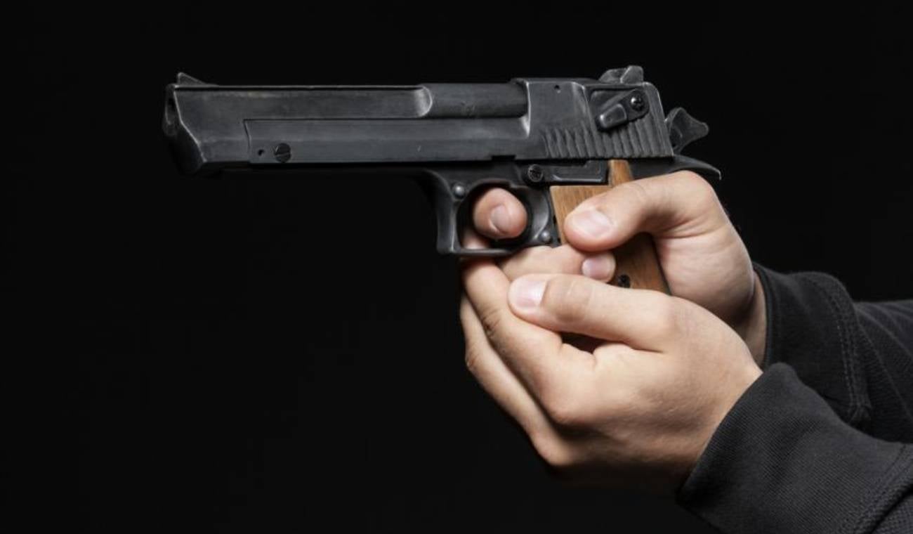 Al parecer los cuerpos presentan heridas pro arma de fuego.