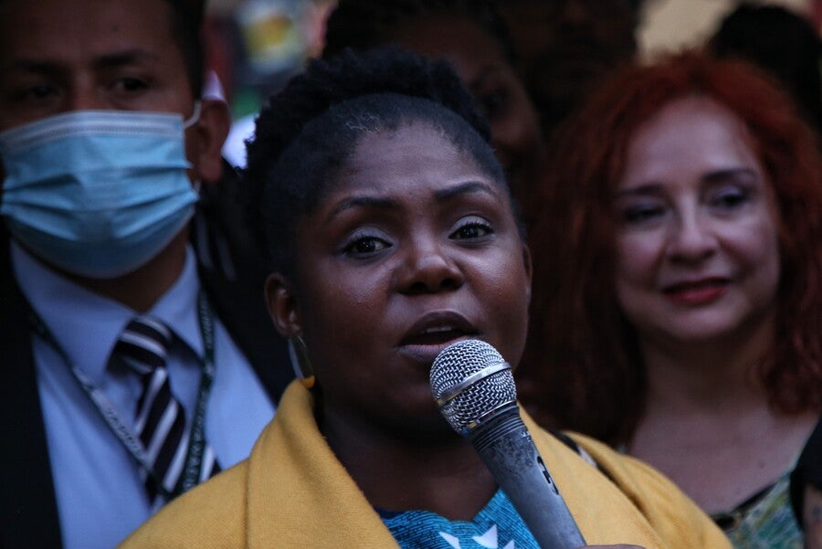 Claudia López se mostró muy feliz al reunirse con la vicepresidenta electa, Francia Márquez