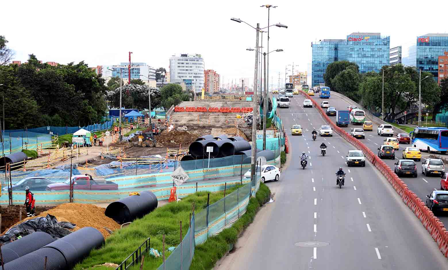 Avance en obra del puente de la Avenida 68 con Calle 26
