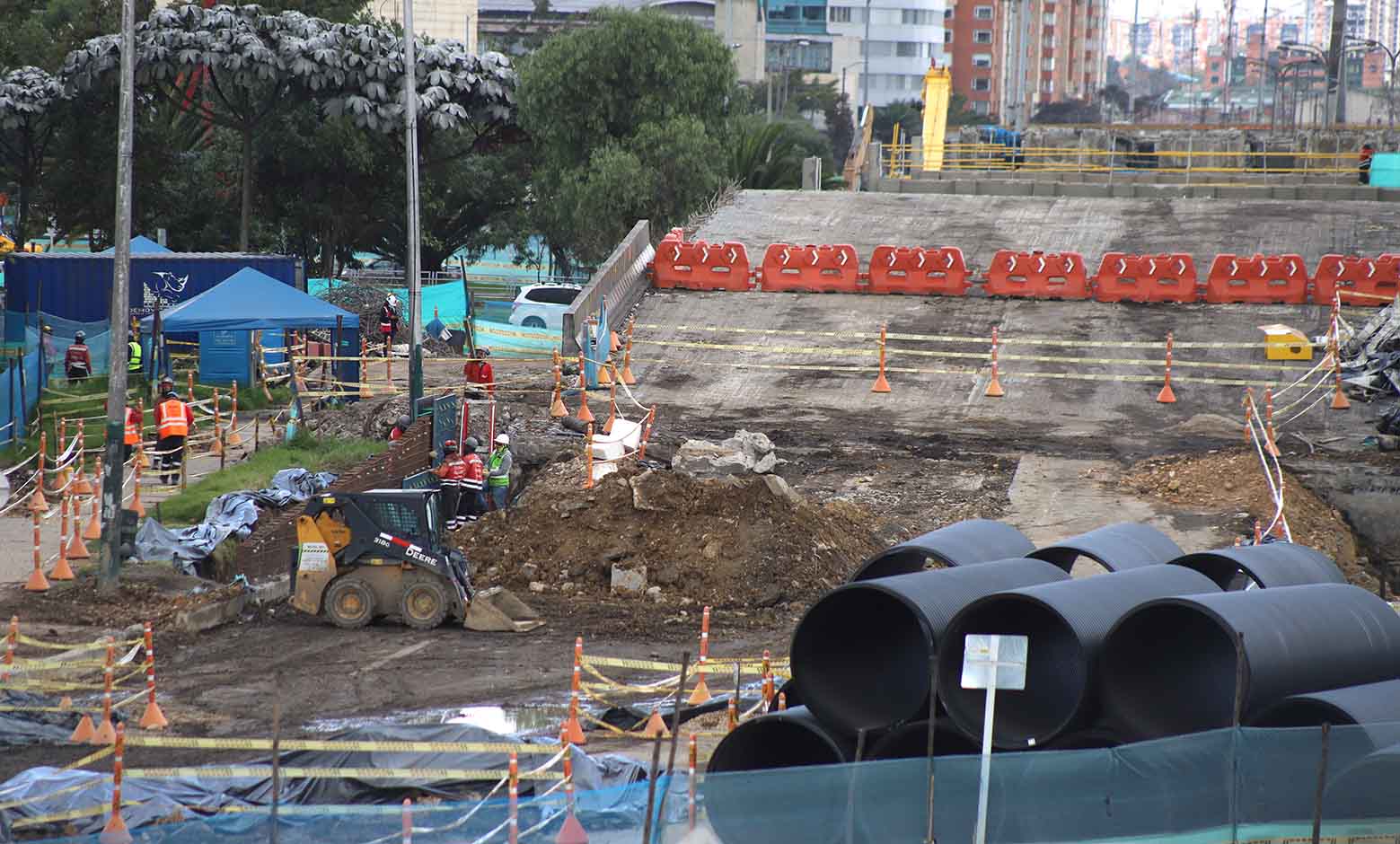 Avance en obra del puente de la Avenida 68 con Calle 26