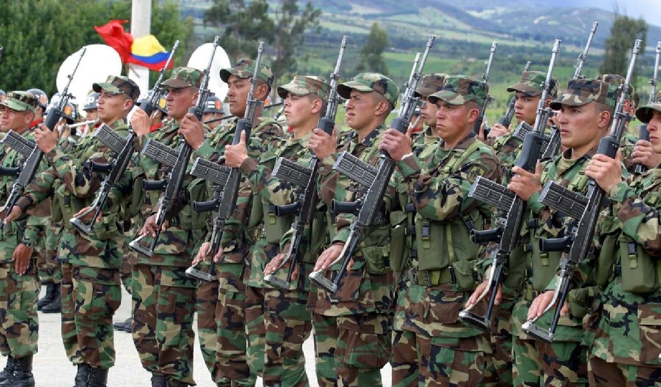 Miembros del Ejército Nacional