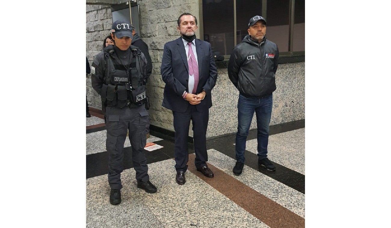 Exsenador Mario Castaño trasladado de urgencias