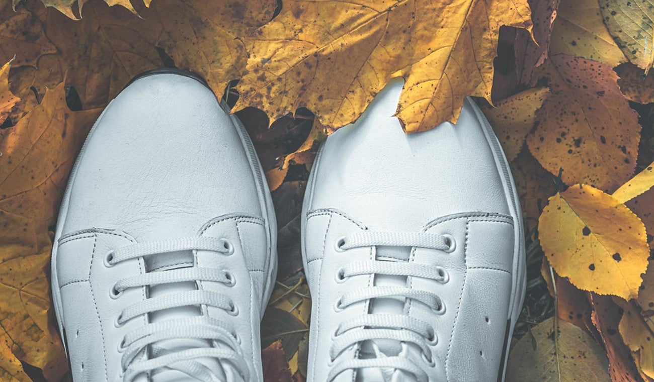 Cómo mantener los tenis blancos