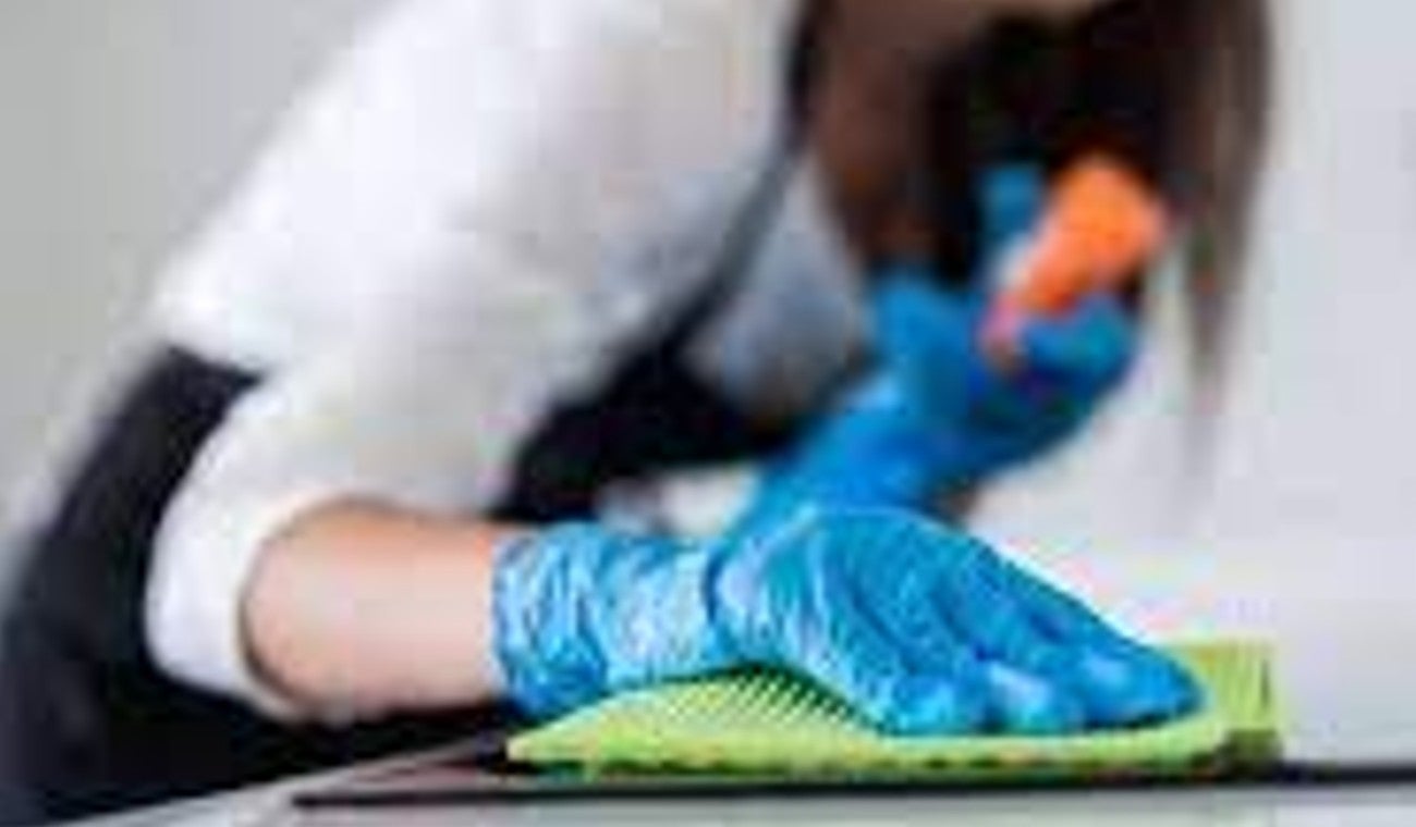 Hacen anuncio a empleadas