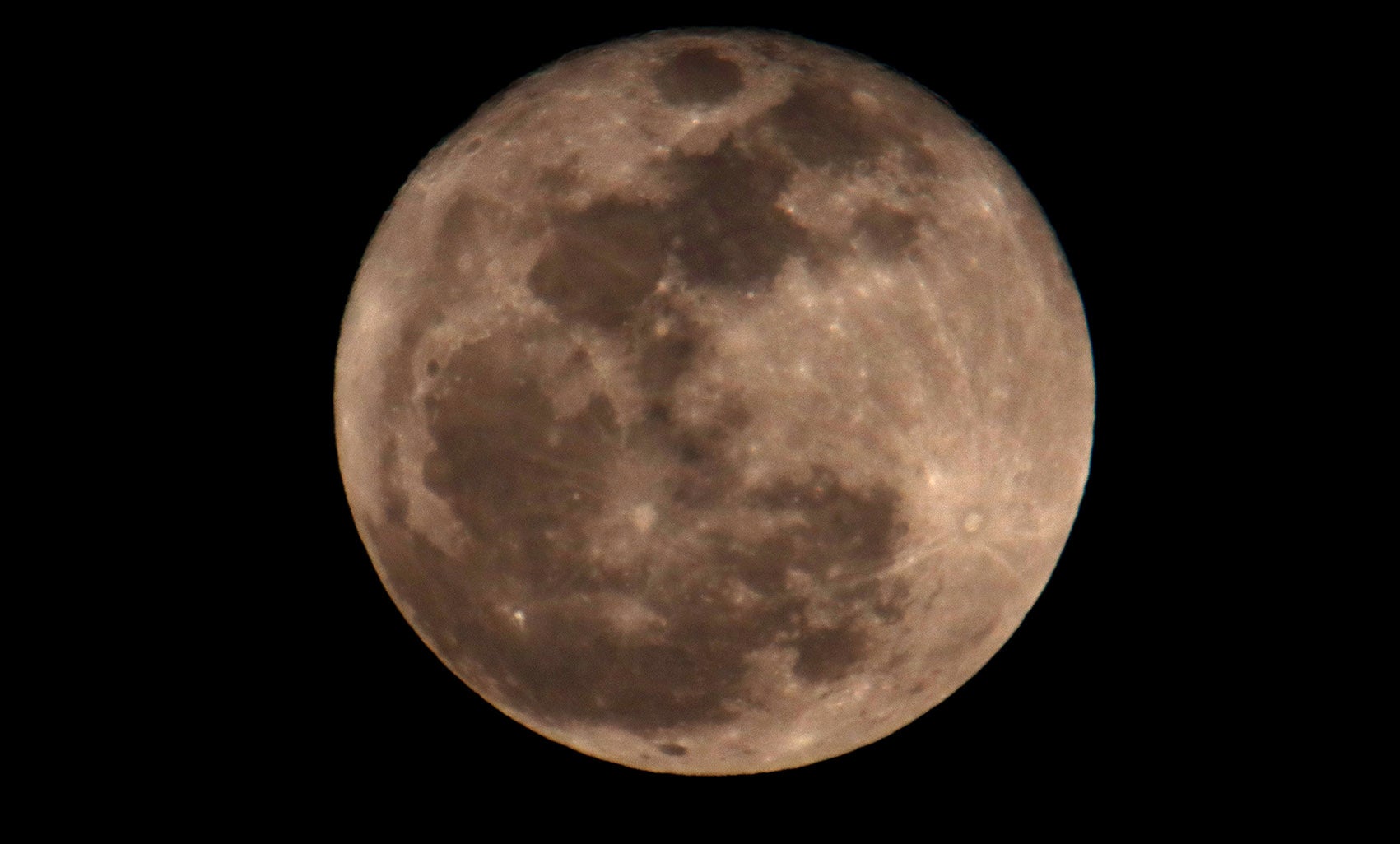 Superluna fresa en Bogotá