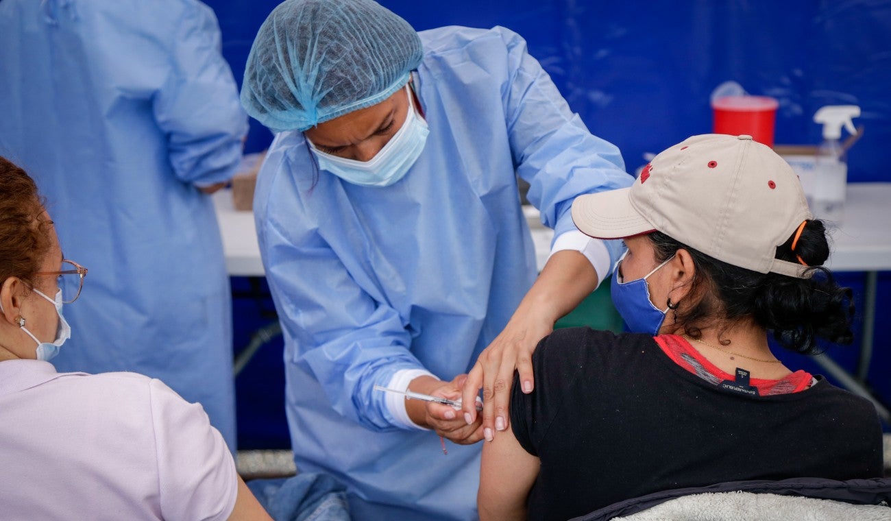 Vacunación contra el covid-19 en Bogotá