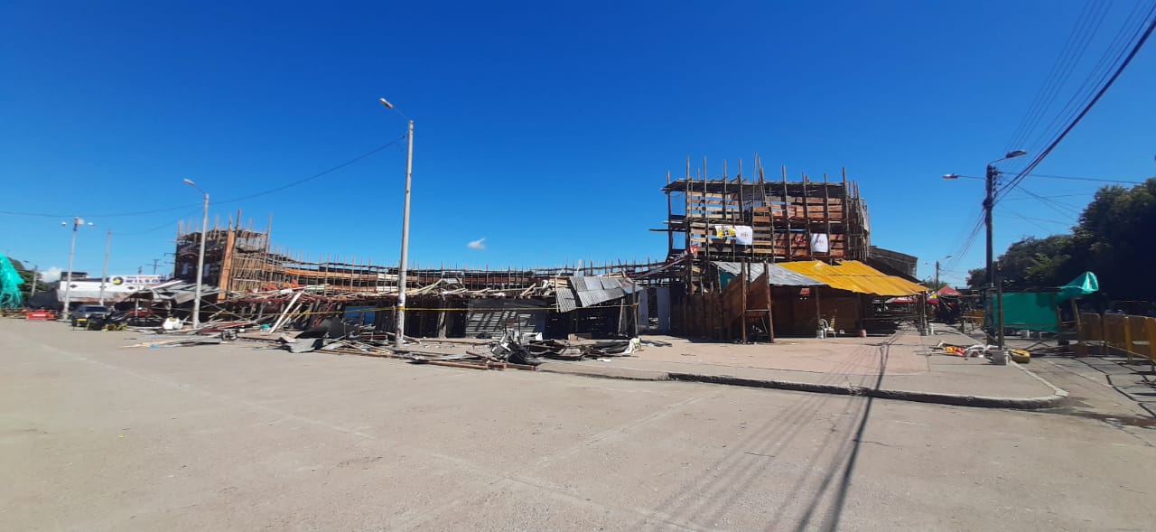 Gradas colapsadas en El Espinal