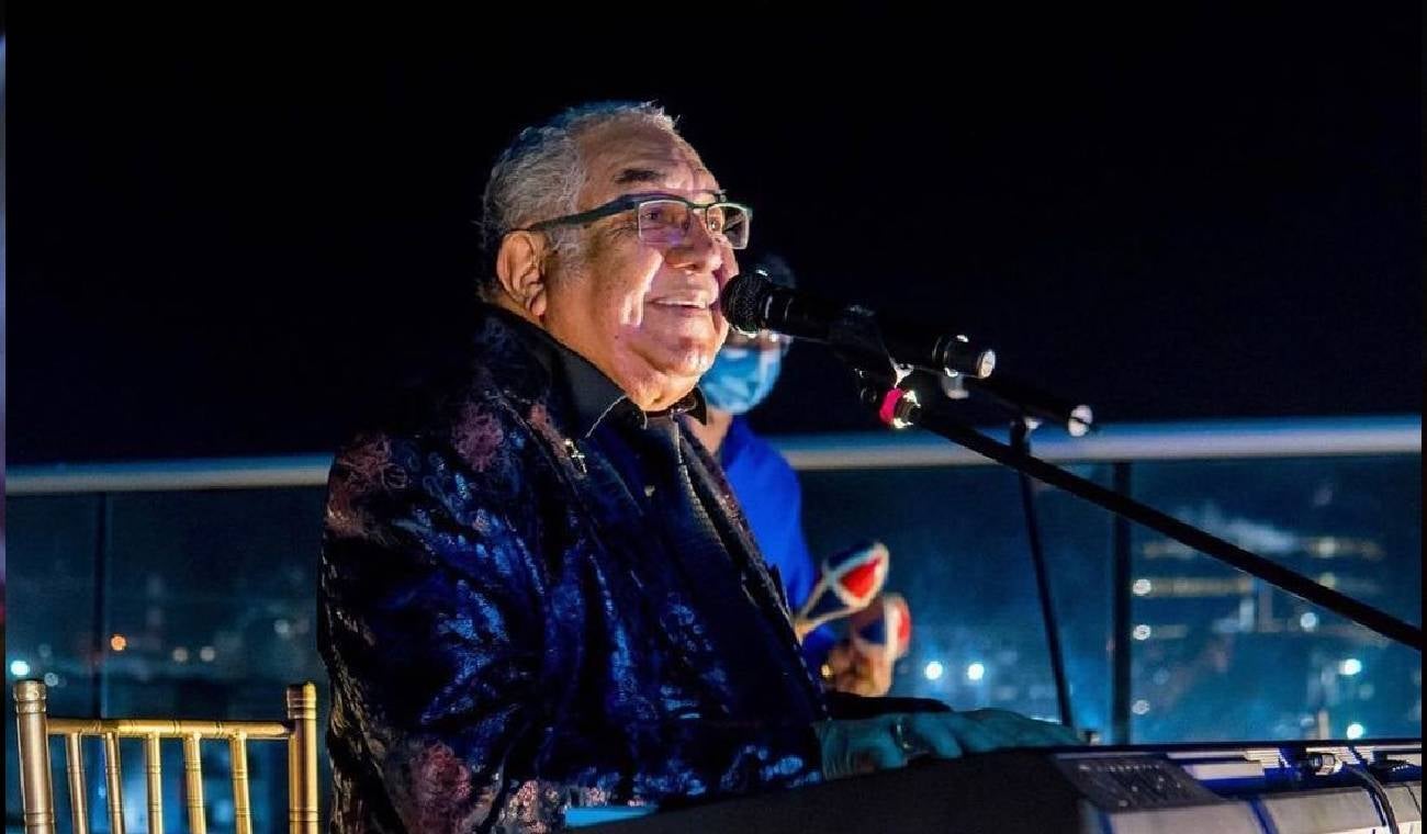 Alci Acosta, cantante de música balada