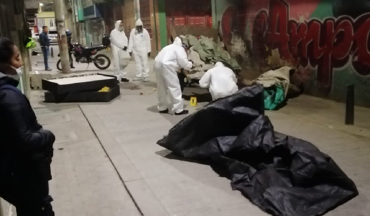 Cuerpos embolsados en Kennedy