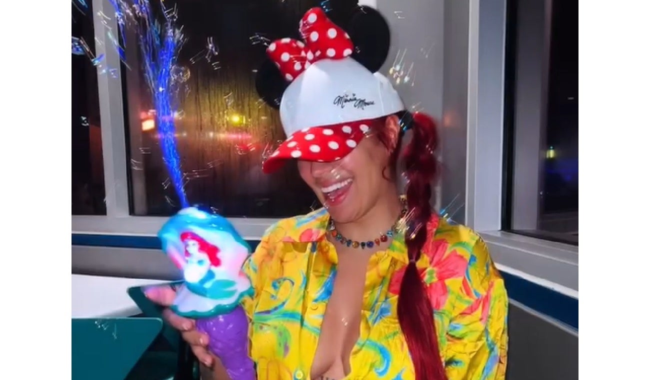 Karol G en los parques de Orlando