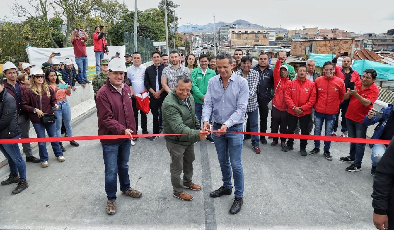 Después de siete años inauguran el Puente Micos