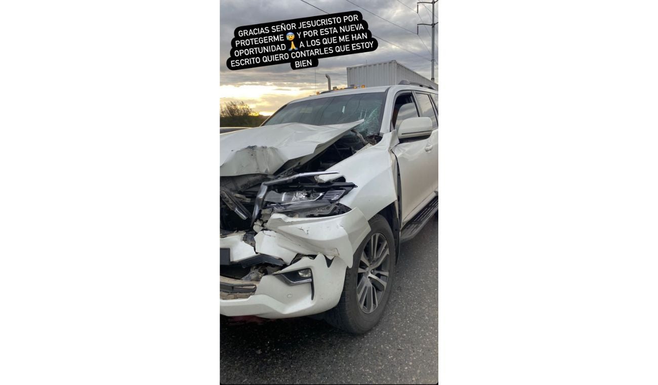 Carro de Cristian accidentado