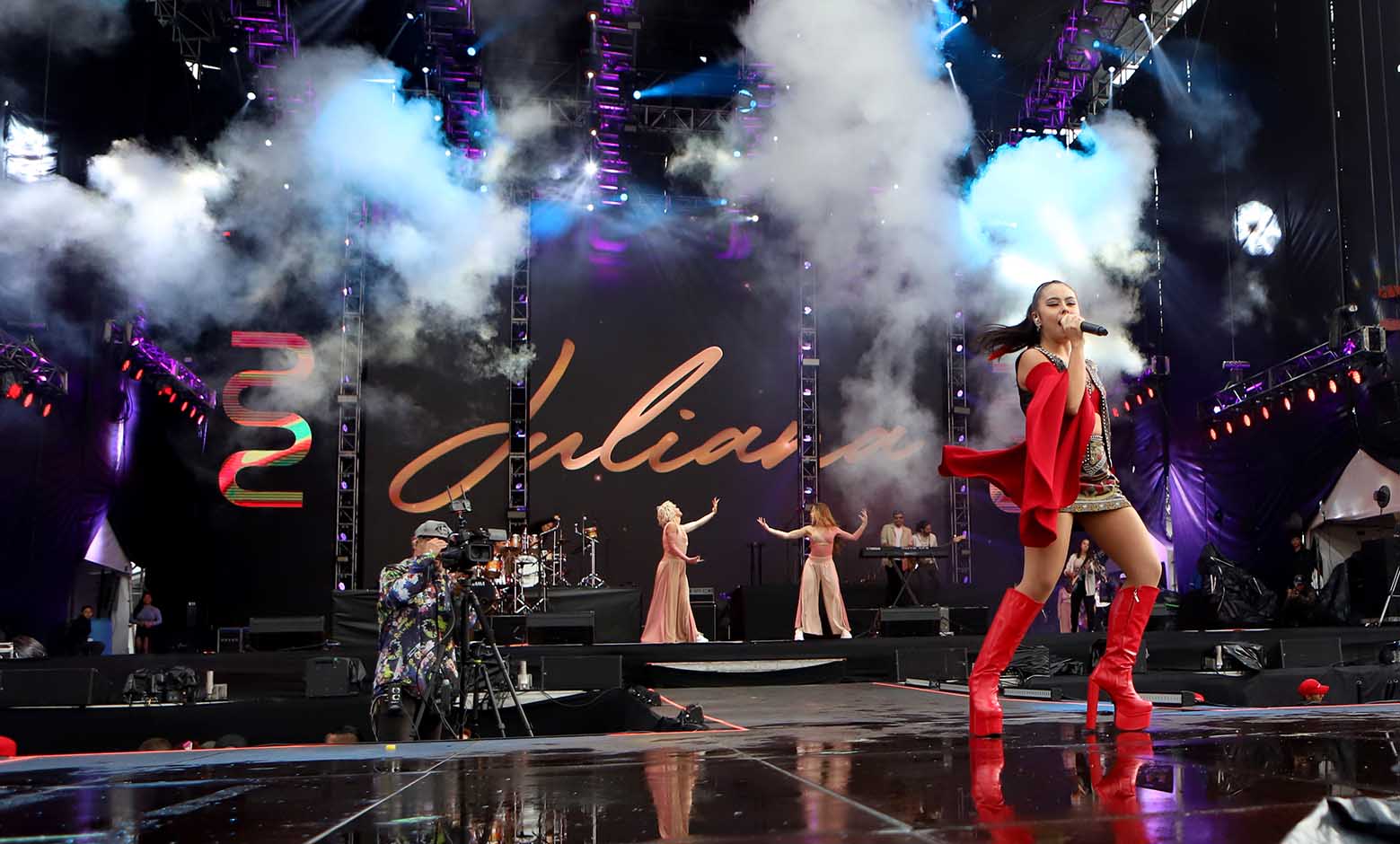 Juliana Velásquez en el Megaland