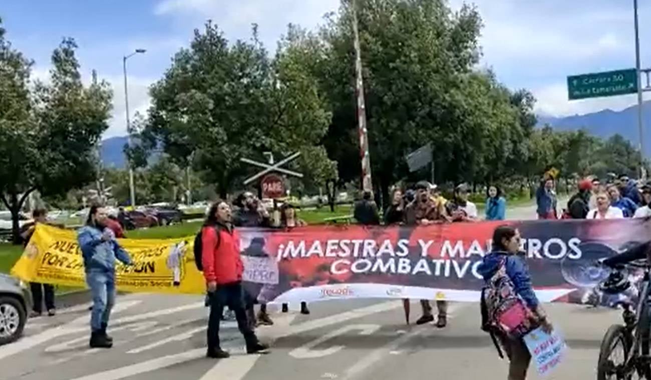 Manifestaciones de maestros calle 26