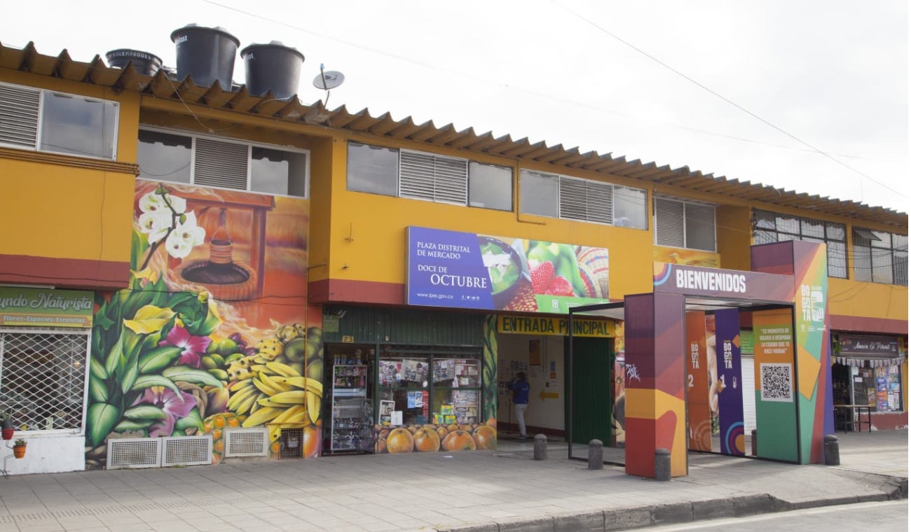Plaza Distrital de Mercado Doce de Octubre