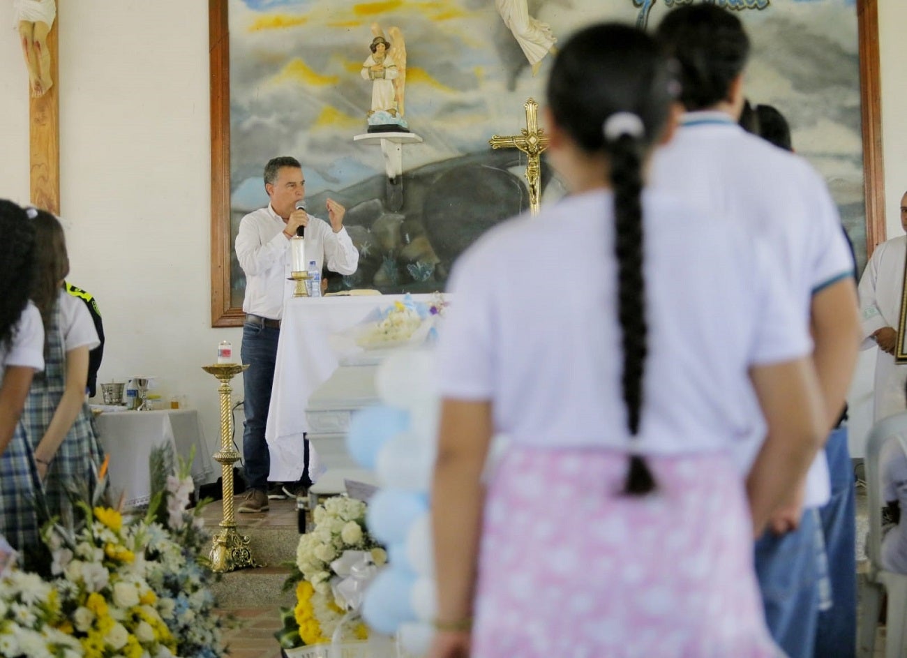 Honras fúnebres del niño Maximiliano Tabares en Segovia, Antioquia