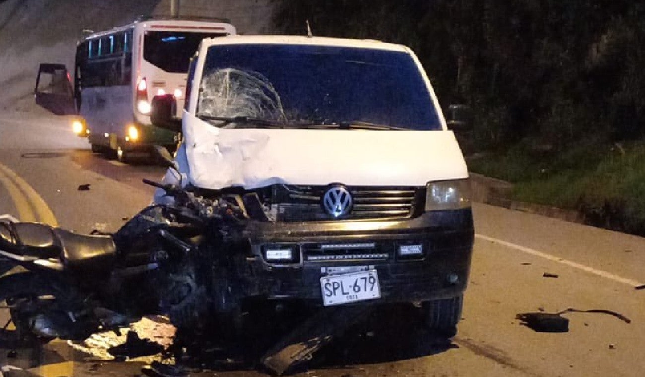 Accidente de tránsito en Vía Bogotá - La Calera