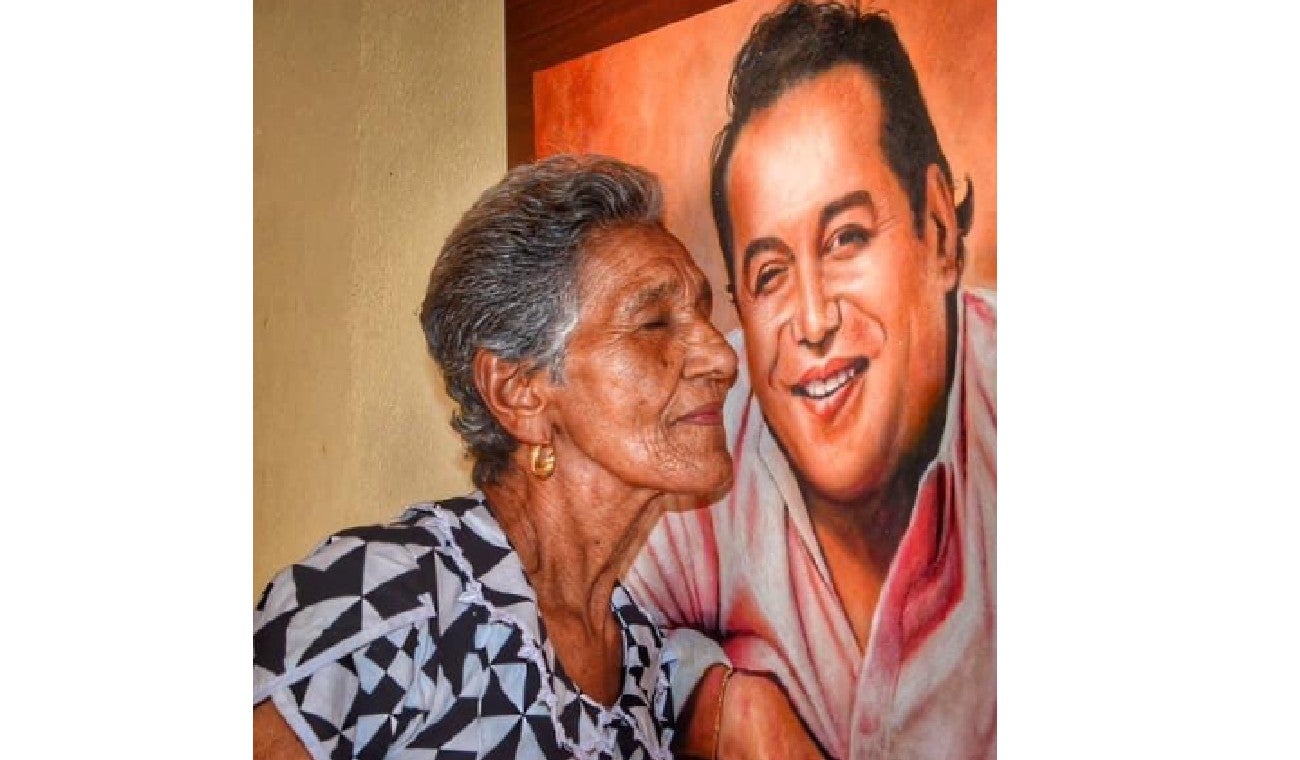 Elvira Maestre - Mamá Vila