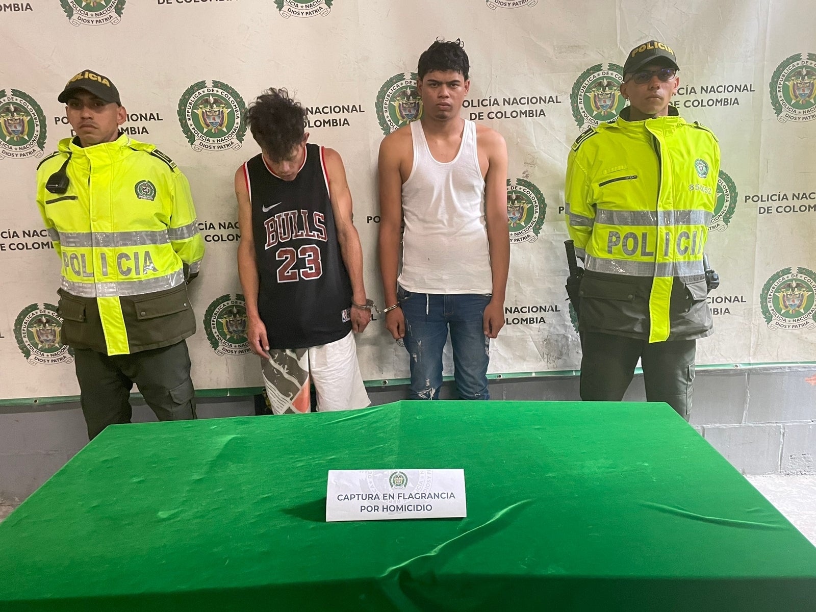 Dos capturados por homicidio de comerciante en San Victorino