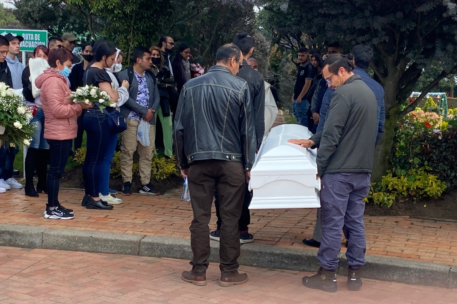 Entierro de menor de 7 años asesinado en Bogotá