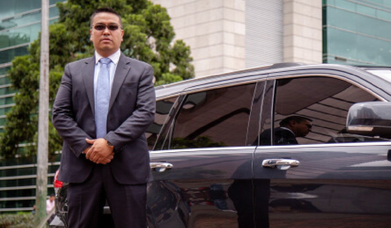 Qué hace un escolta y qué debe estudiar