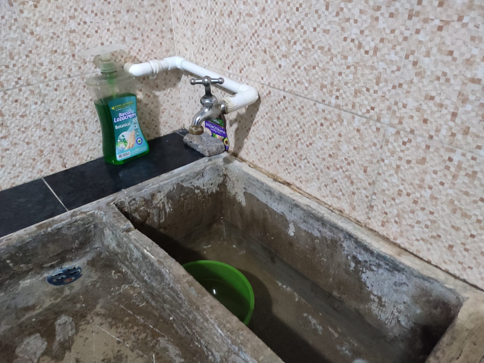 Falta de agua en Cota