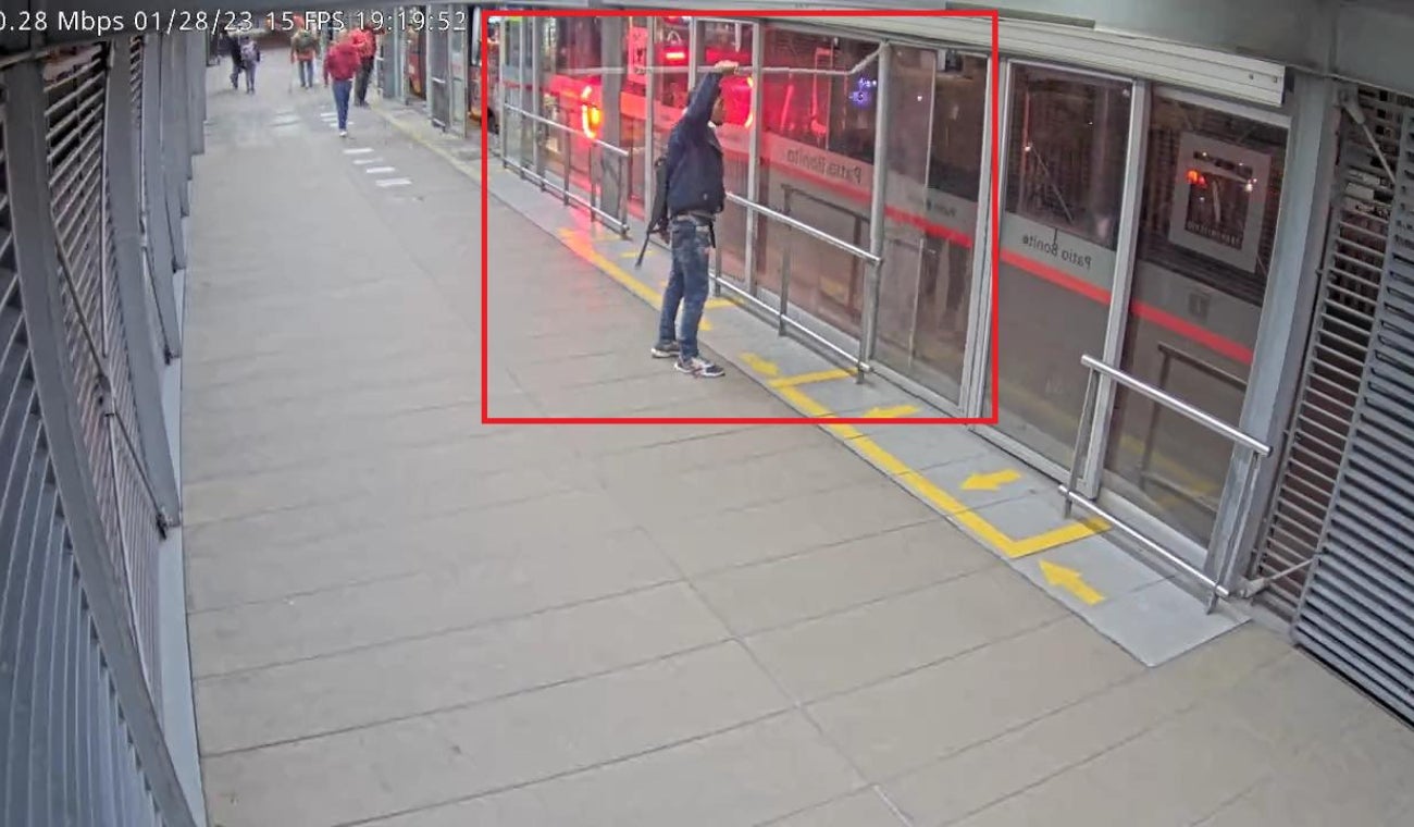 Pretendía robar láminas del TM