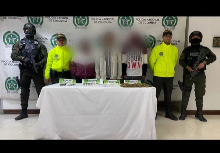 Capturados expendedores de drogas en colegios en Soacha