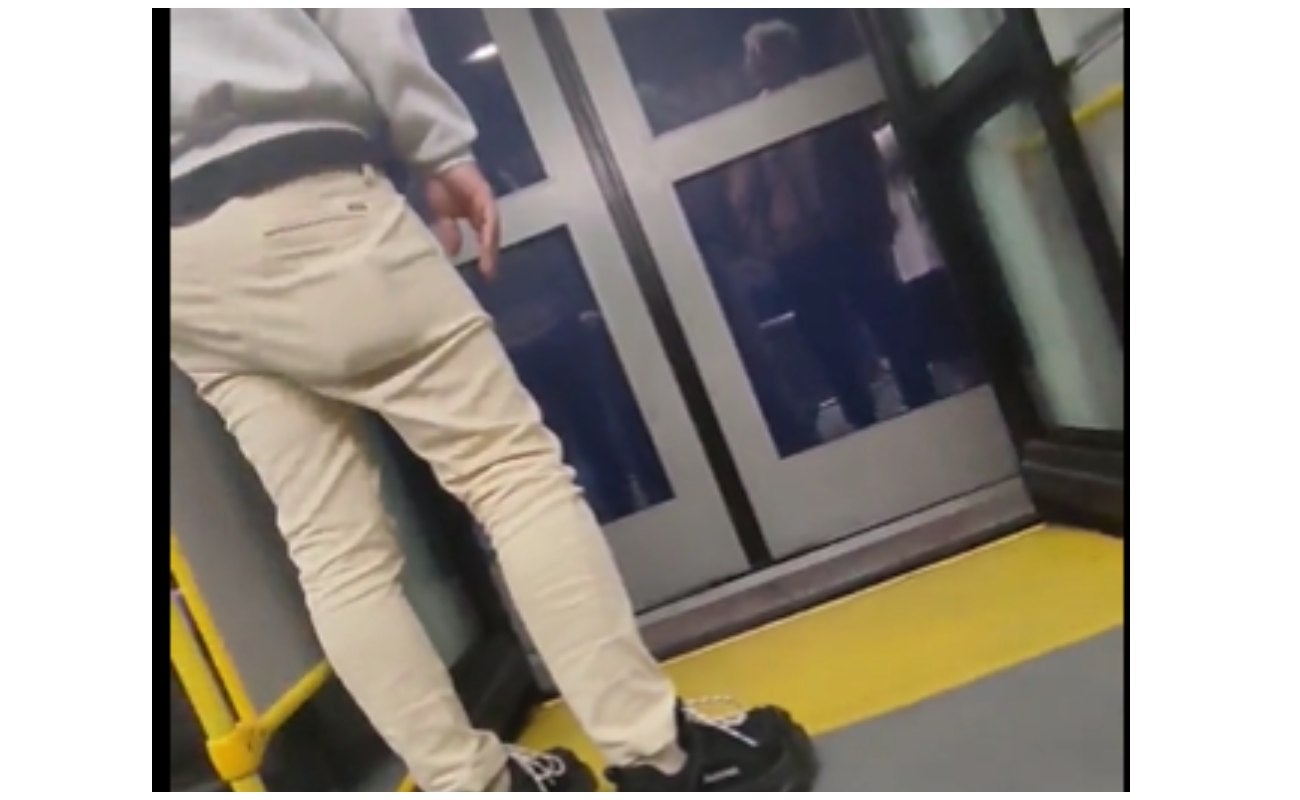 Puertas anticolados en Transmilenio