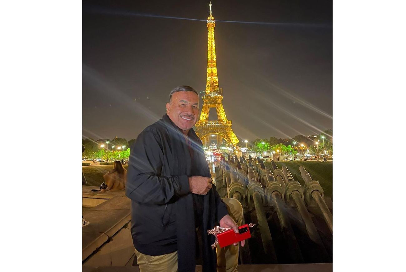 El Charrito Negro en París