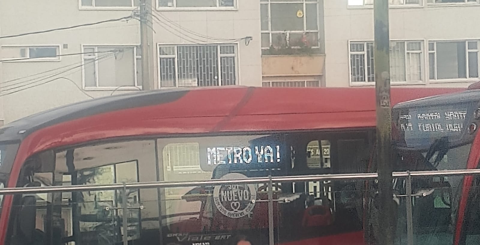 Claudia López usa Transmilenio para enviar mensaje al Gobierno Petro