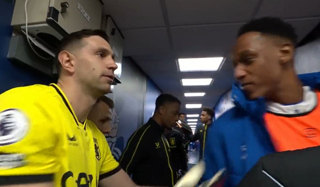 Yerry Mina y el Dibu