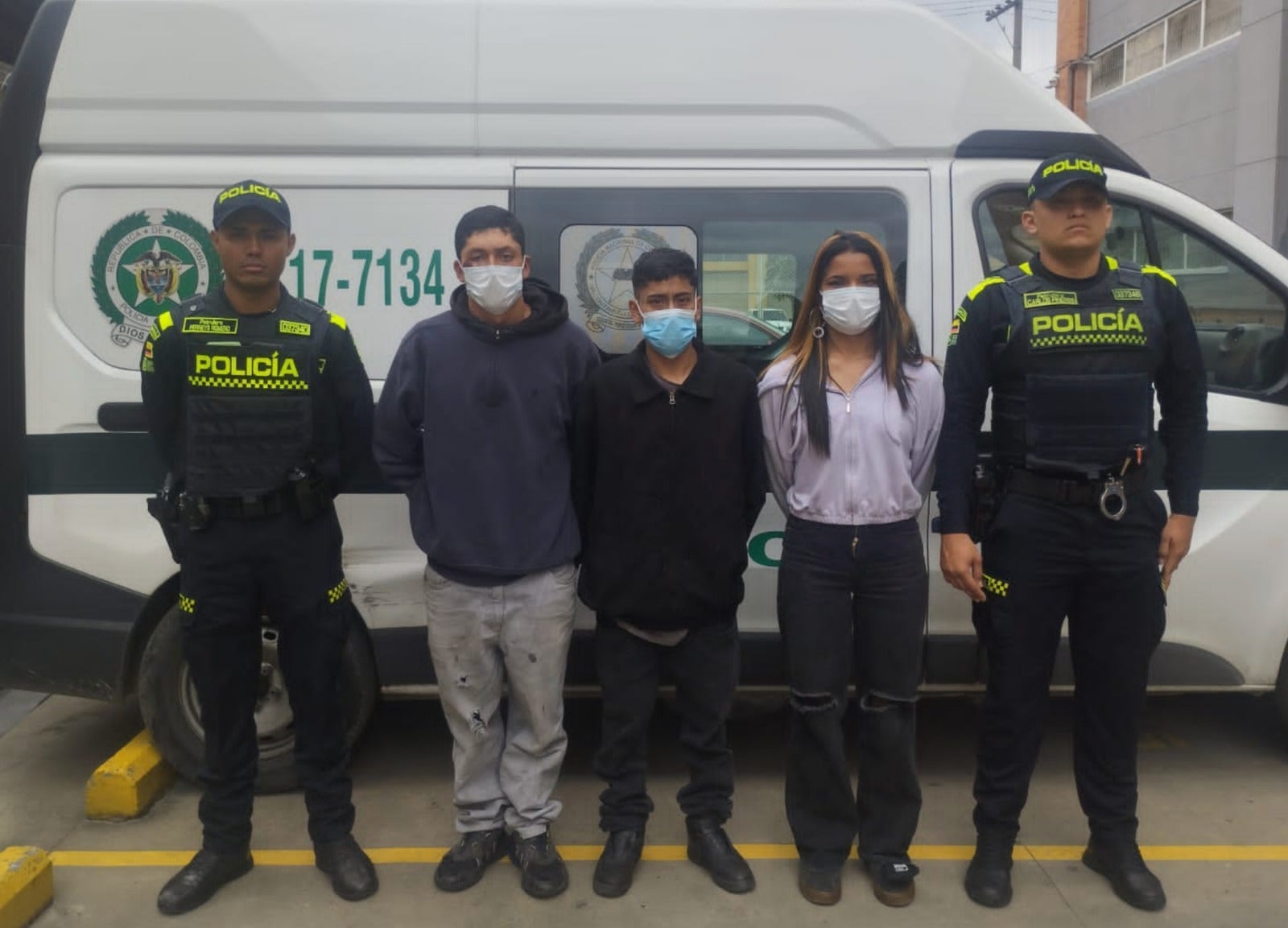 Autoridades capturan a los asaltantes de un joven que tras el hecho fue arrollado por un bus de servicio público en Bogotá