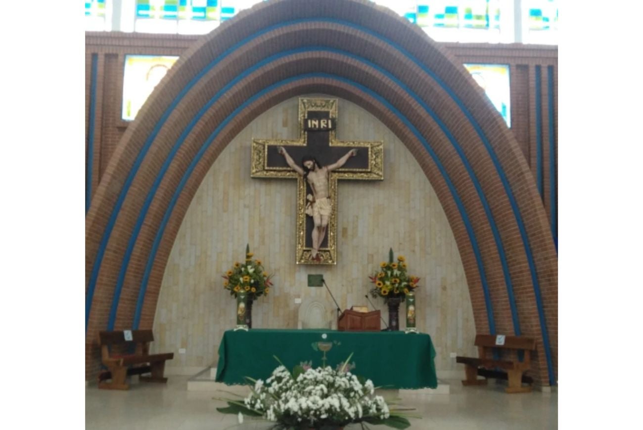 Templo Madre Teresa de Calcuta por dentro