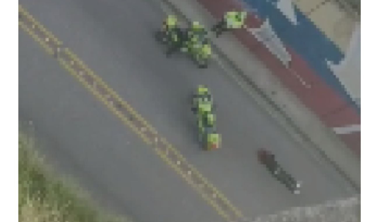 Persona se lanzó de puente en Suba