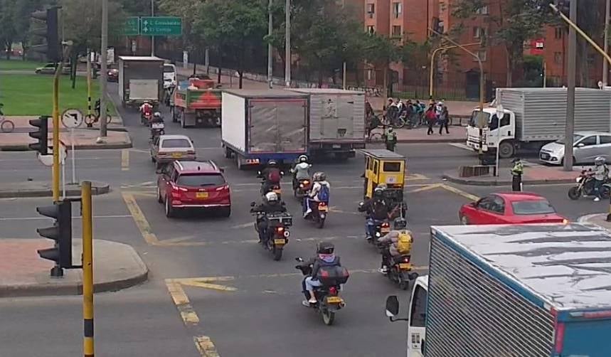 Colapso en la movilidad de la calle 80