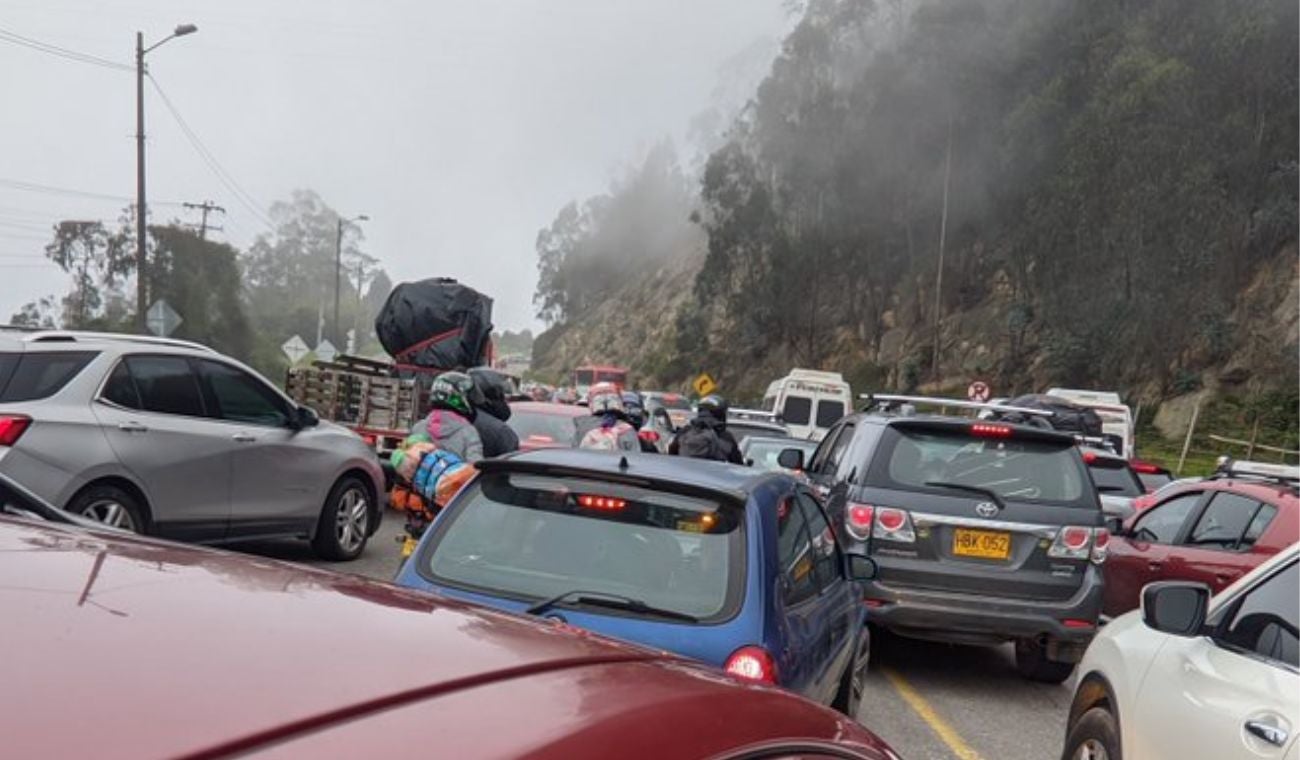 Tráfico en la vía Bogotá- Girardot