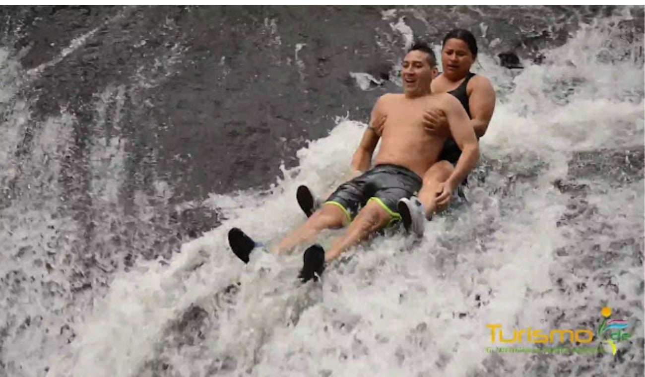 Cascada ruidosa de Viotá, plan cerca a Bogotá