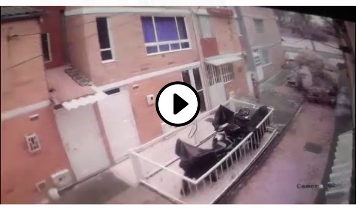 Atraco a mamá y bebé de 1 año en Bogotá [VIDEO]