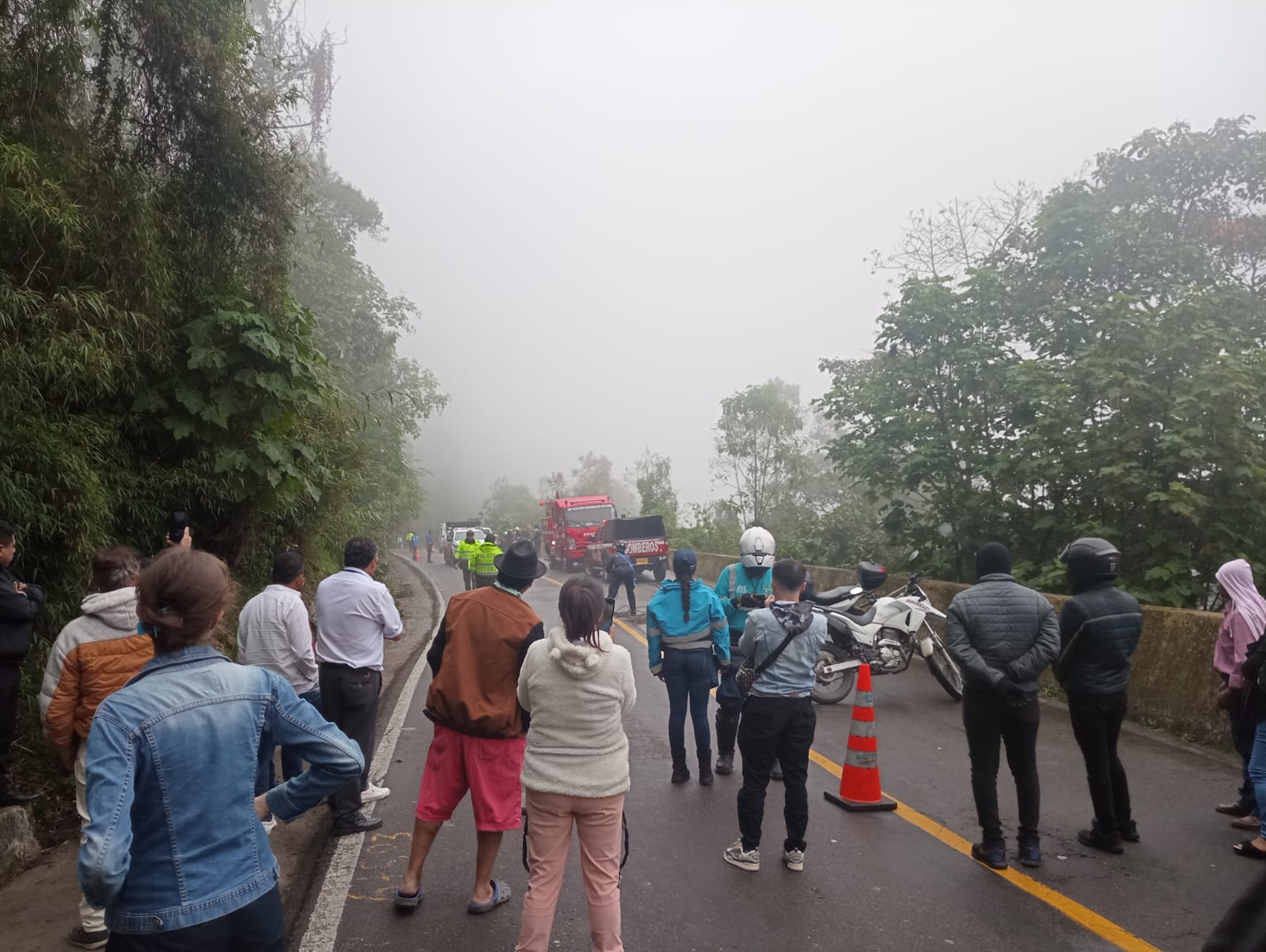Autoridades recuperan cuerpo de joven en el Salto del Tequendama