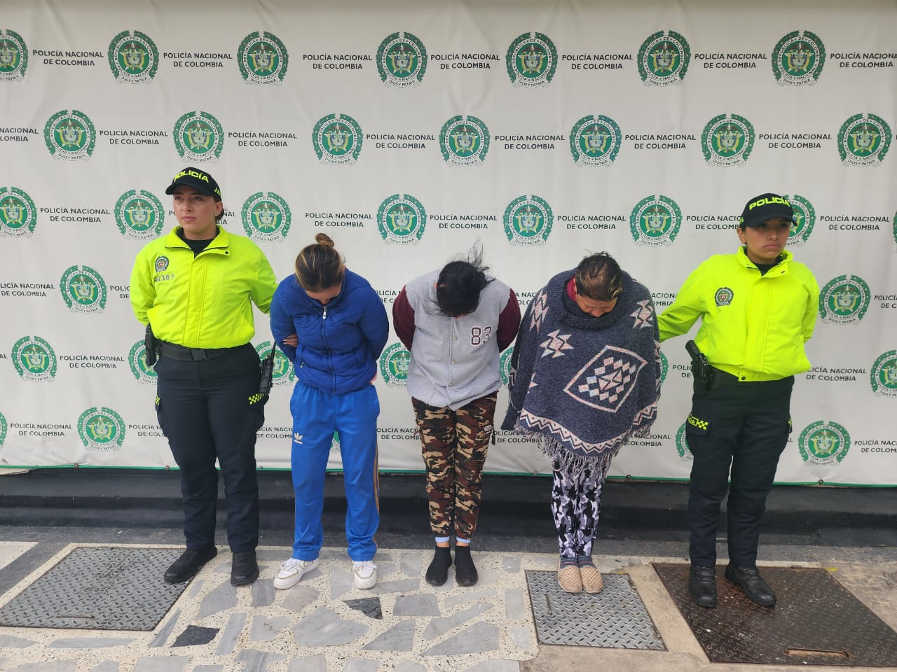 Captura banda dedicada a robar celulares en el transporte masivo