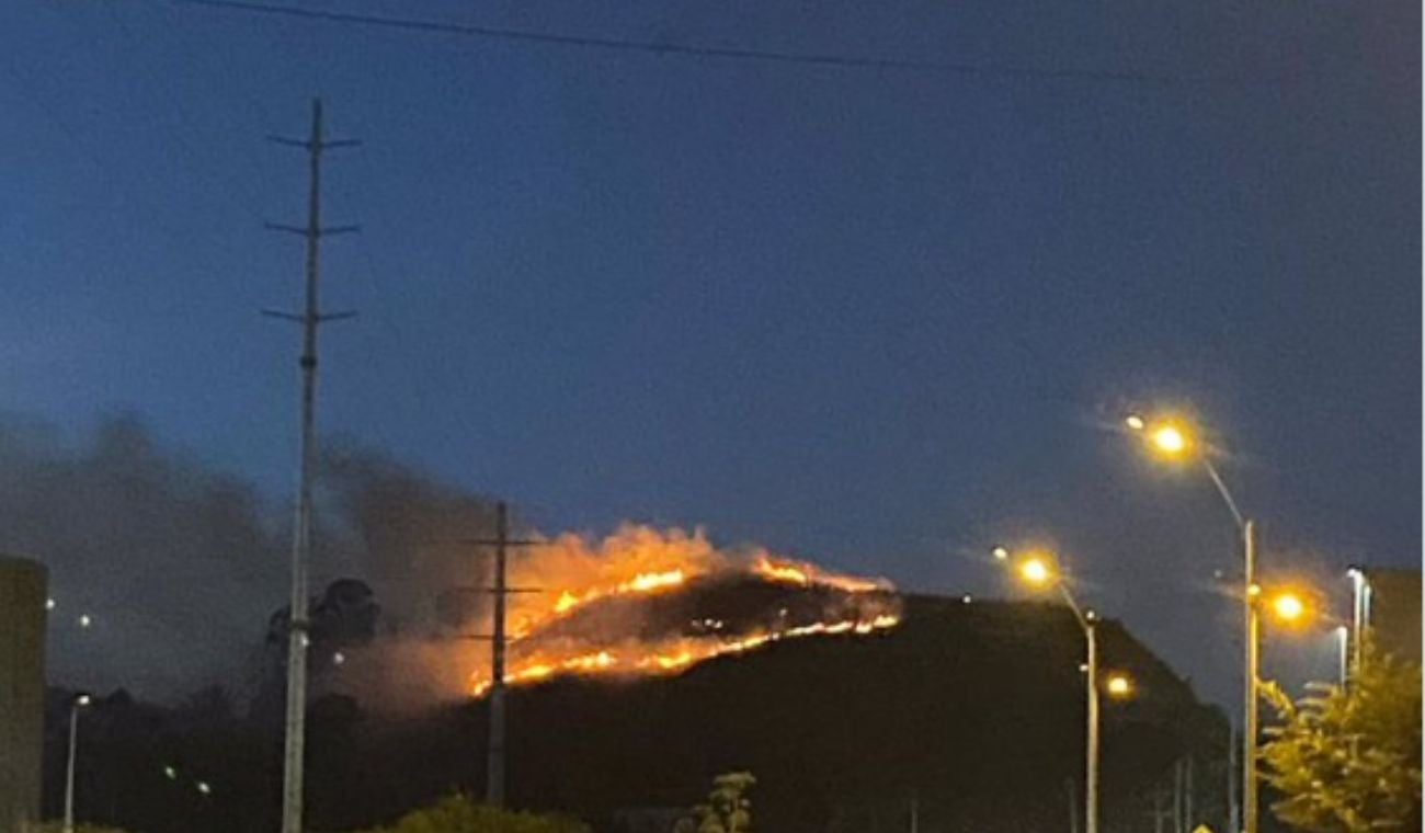 Fuerte incendio en hogares de Soacha