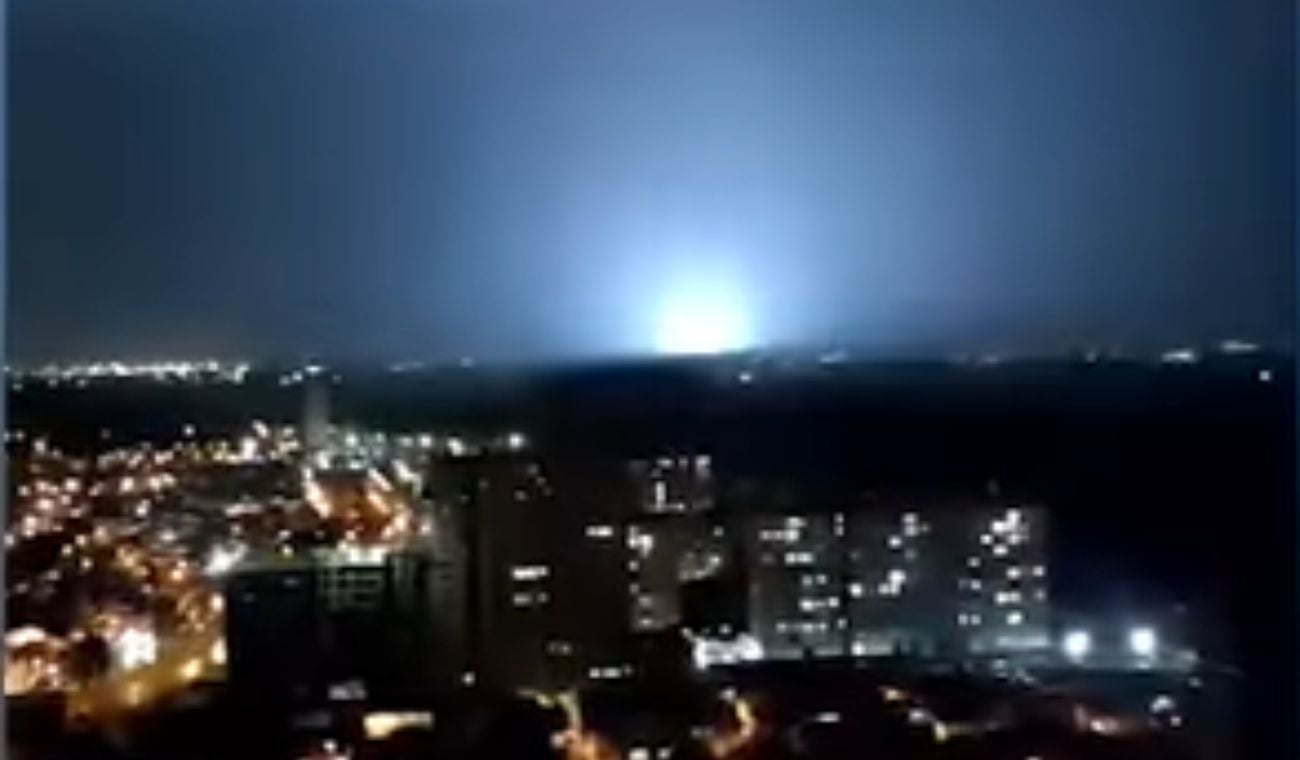 Supuesto Ovni iluminó el cielo capitalino